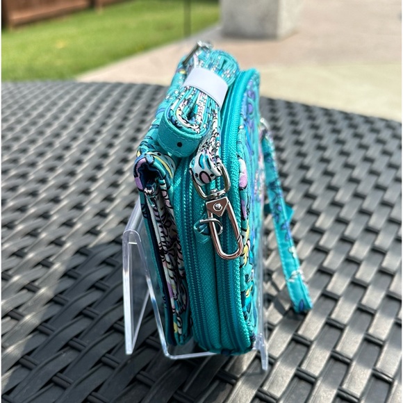 NWT Vera Bradley RIFD 3-in-1 Crossbody Wristlet Bag ~ PEACOCK GARDEN 🦚 - Picture 5 of 12